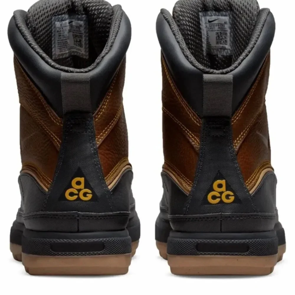 Nike Men’s Brown/Black All-Weather Duck Boot